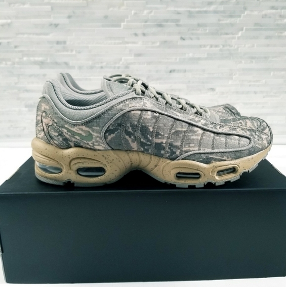 New NIKE Air Max Tailwind IV SP Digi Camo Sneakers - Picture 3 of 8